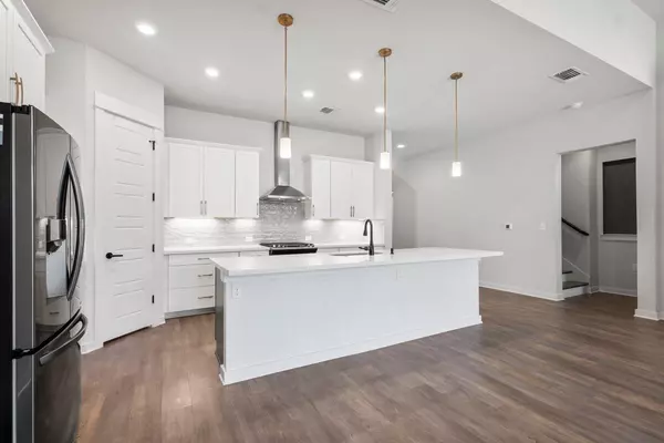 Austin, TX 78723,2303 Rogge LN