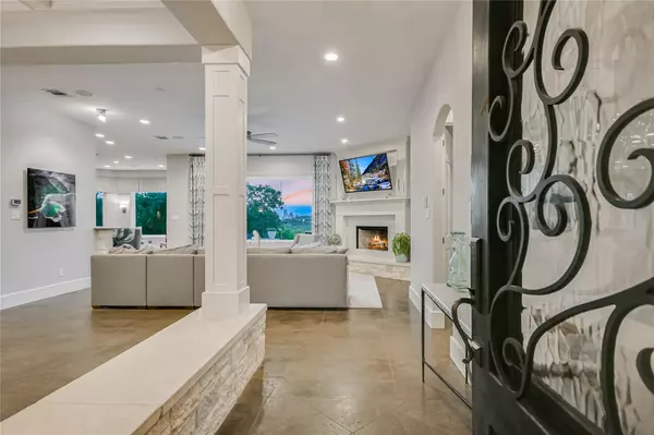 Austin, TX 78746,2701 Bartons Bluff LN