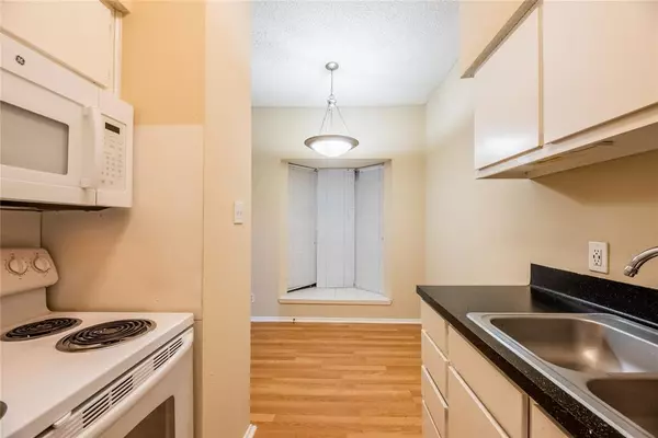 Austin, TX 78705,2818 Nueces #304