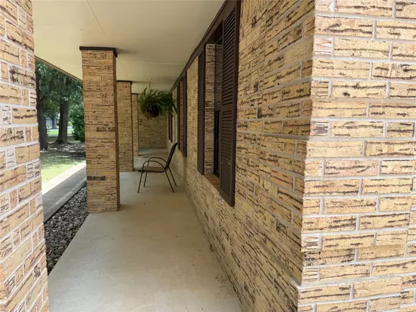 Mountain City, TX 78610,331 Live Oak DR