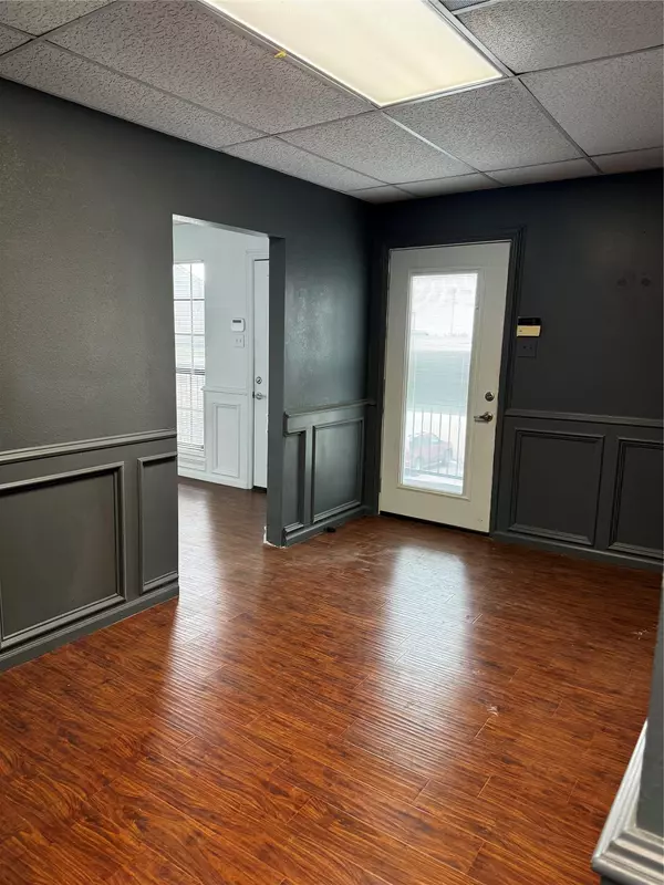 Austin, TX 78750,13740 N Highway 183 HWY #H7 & H8