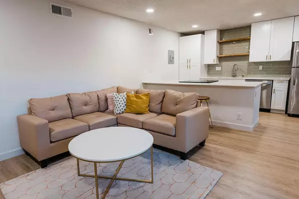 Austin, TX 78757,2600 Penny LN #112