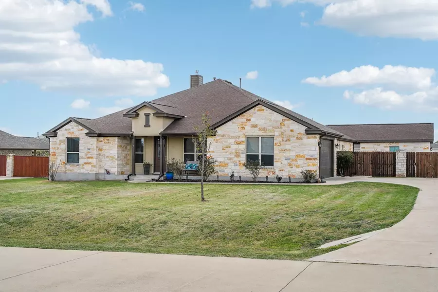 281 Chisholm TRL, Bastrop, TX 78602