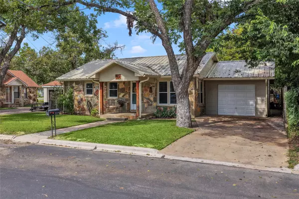 Burnet, TX 78611,304 E Live Oak ST