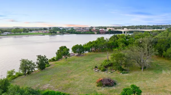 Marble Falls, TX 78654,408(2) Front ST