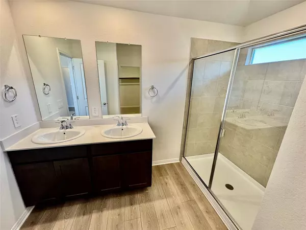 Del Valle, TX 78617,5020 Hazelnut LN