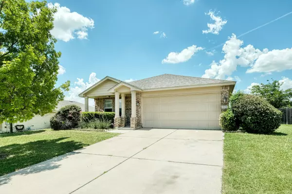 Round Rock, TX 78665,2824 Bluffstone DR