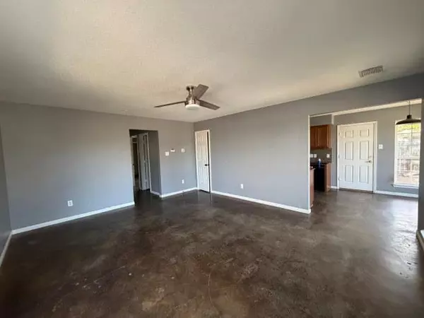 Fredericksburg, TX 78624,207 S Creek ST