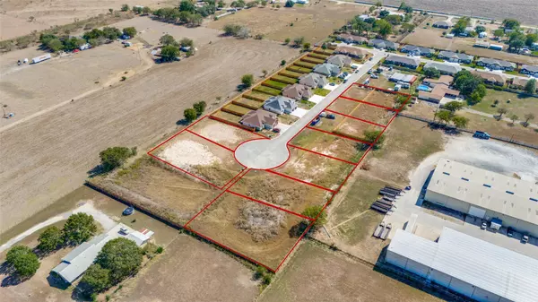 Seguin, TX 78155,340 Navarro WAY #18B