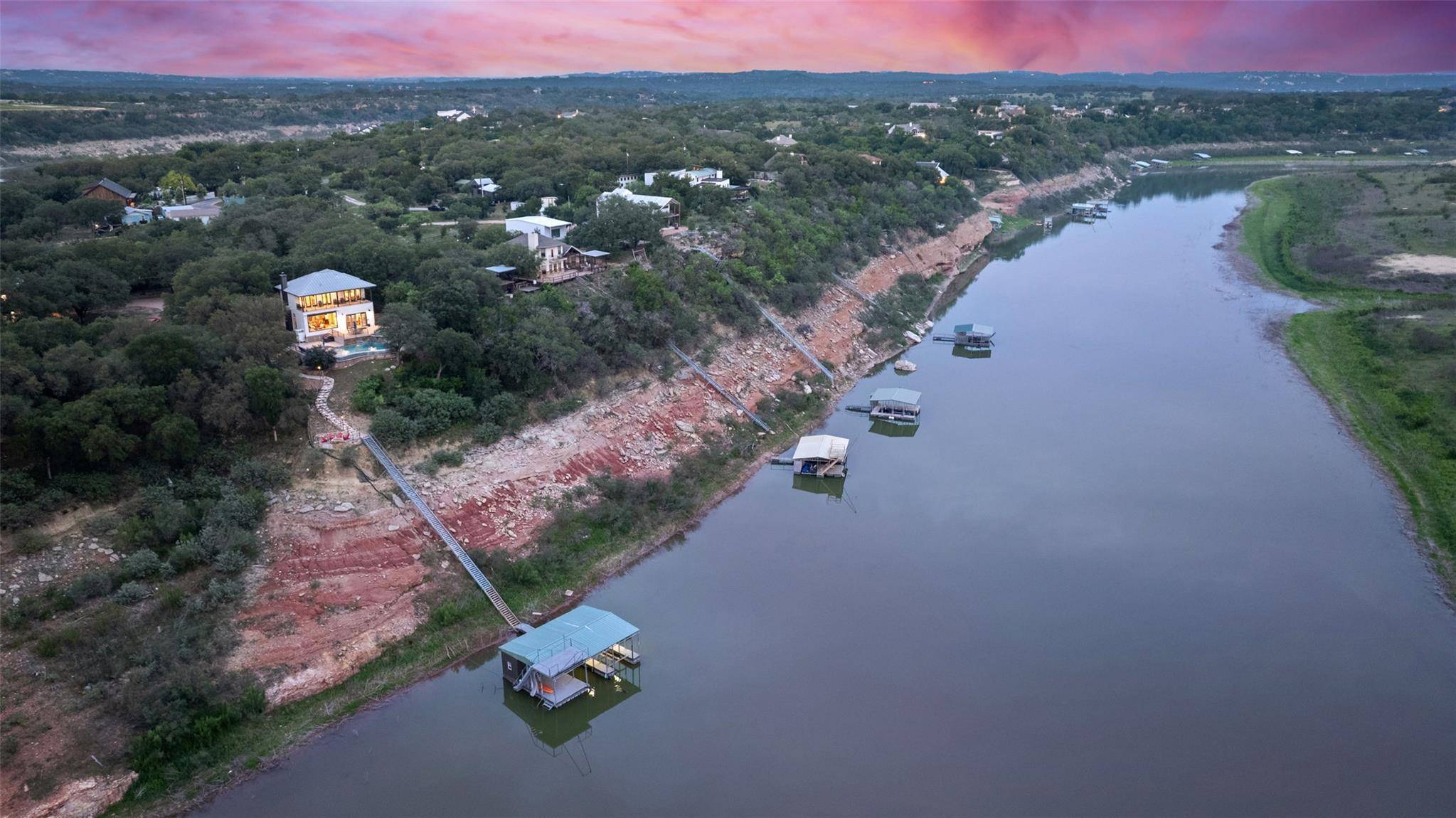 1348 LAKE SHORE DR, Spicewood, TX 78669
