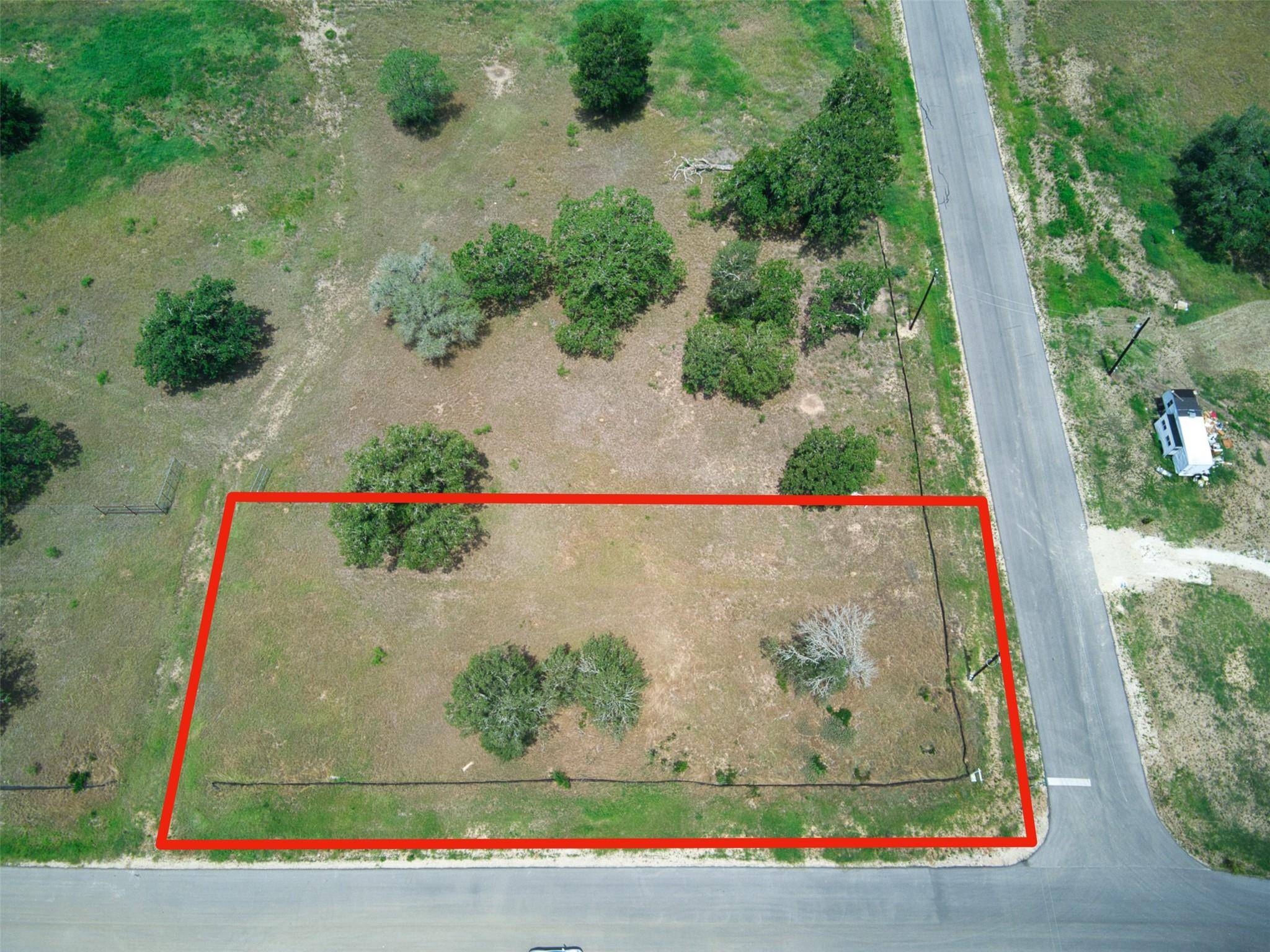 101 Ferguson LOOP, Dale, TX 78616