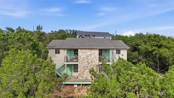 Lago Vista, TX 78645,5608 Clubhouse DR