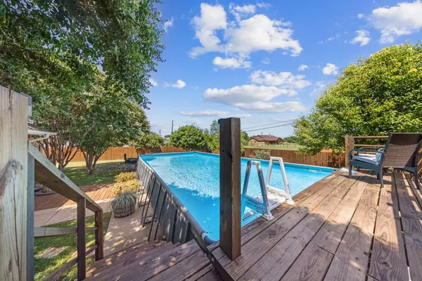 1902 Southview DR, Salado, TX 76571