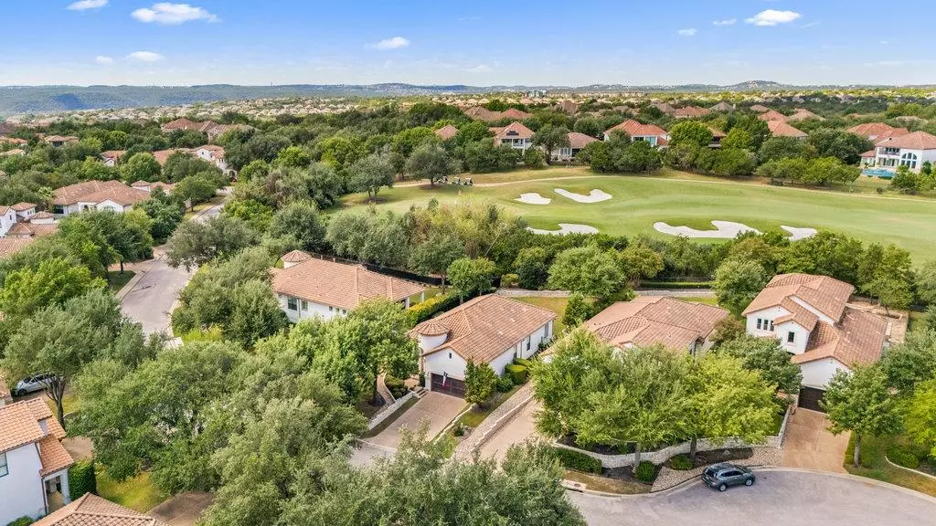 11712 Red Oak Valley LN, Austin, TX 78732