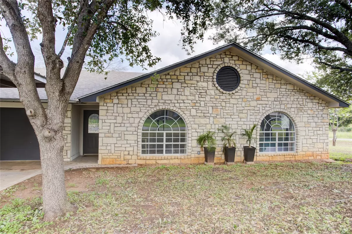 Burnet, TX 78611,401 N River Oaks