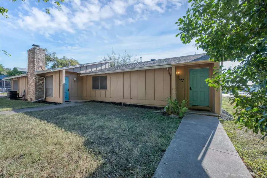 300 W William Cannon DR, Austin, TX 78745