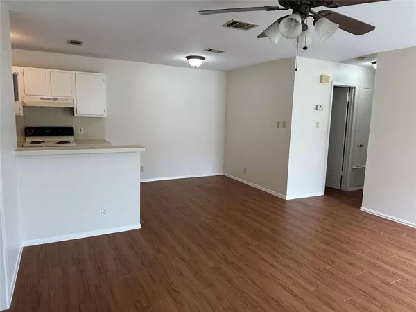 Austin, TX 78729,8703 Piney Point DR #A