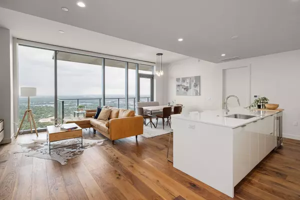 44 East Ave #4305, Austin, TX 78701