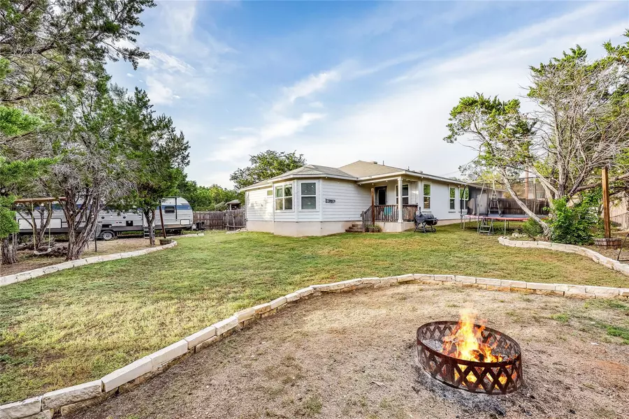 4116 Hillside DR, Lago Vista, TX 78645