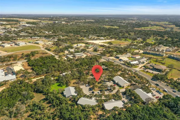 Dripping Springs, TX 78620,800 W Hwy 290 #E