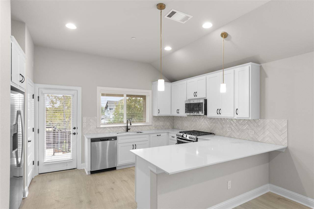 2605 Sam Bass RD #49, Round Rock, TX 78781
