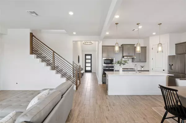 Austin, TX 78738,6908 Empresa DR