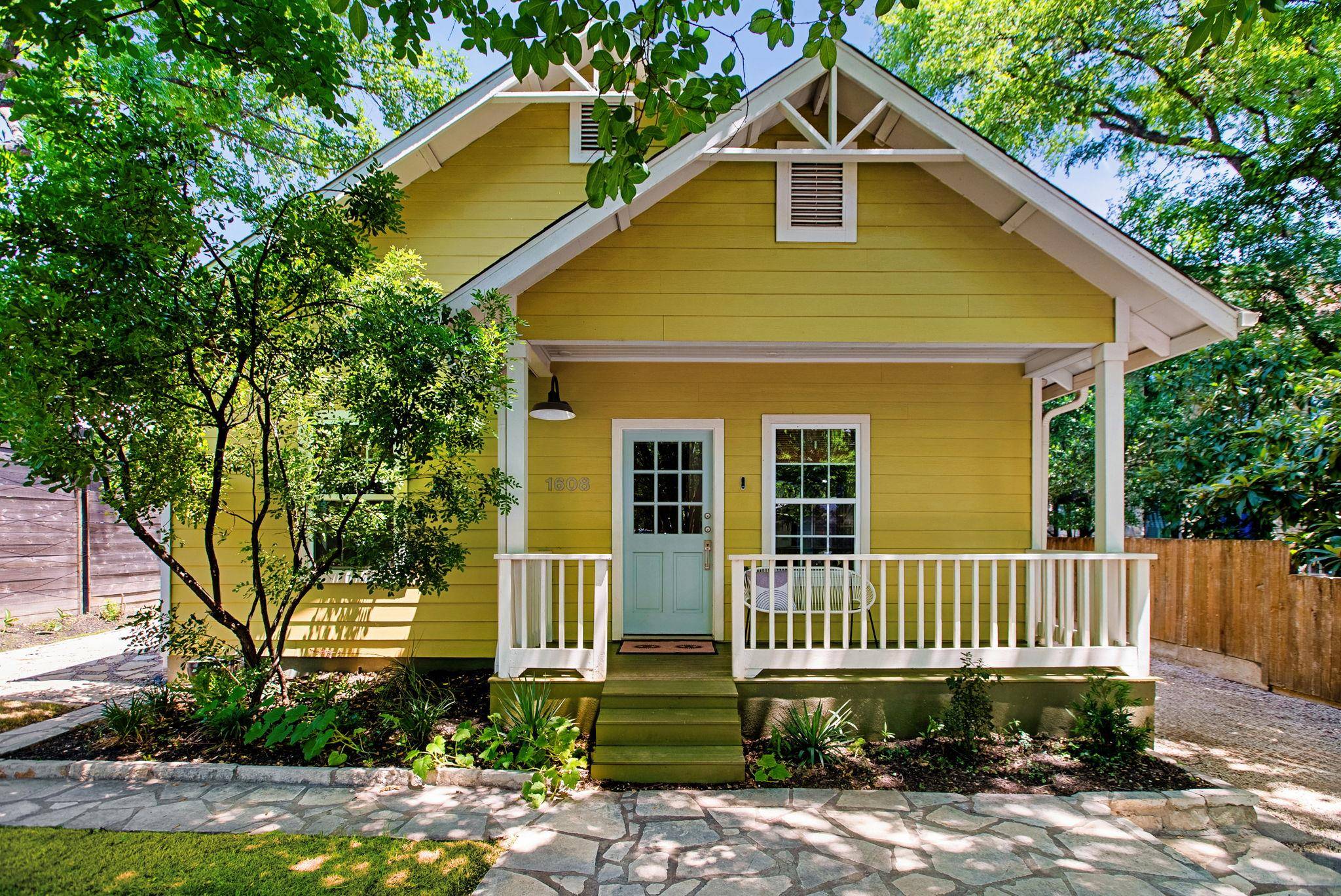 1608 Hether ST, Austin, TX 78704