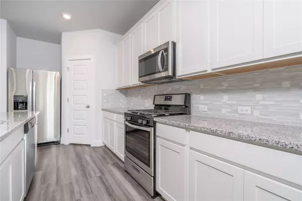 Austin, TX 78744,7213 Harmony Shoals BND #158