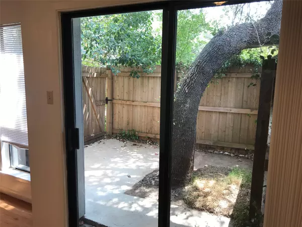 Austin, TX 78729,8502 Lyndon LN #A