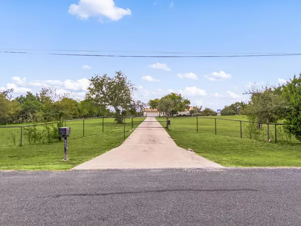 Liberty Hill, TX 78642,801 SAN GABRIEL DR
