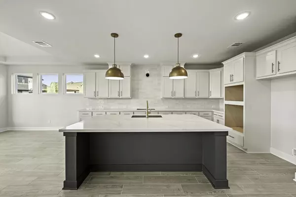 Liberty Hill, TX 78642,507 Tonada CV