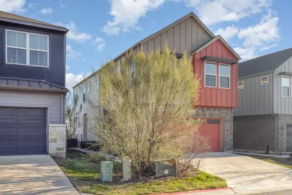 Austin, TX 78744,7106 Silver Star LN #70