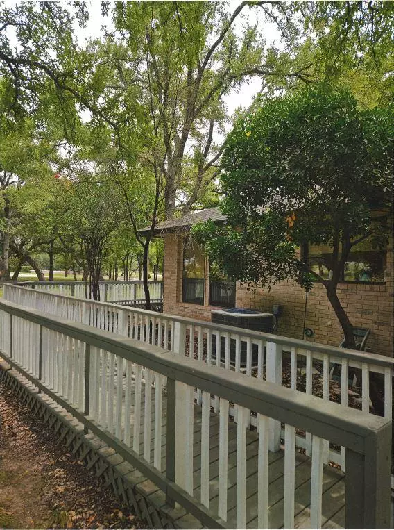 Georgetown, TX 78628,215 Serenada DR