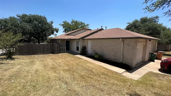 11953 Sunhillow BND #B, Austin, TX 78758