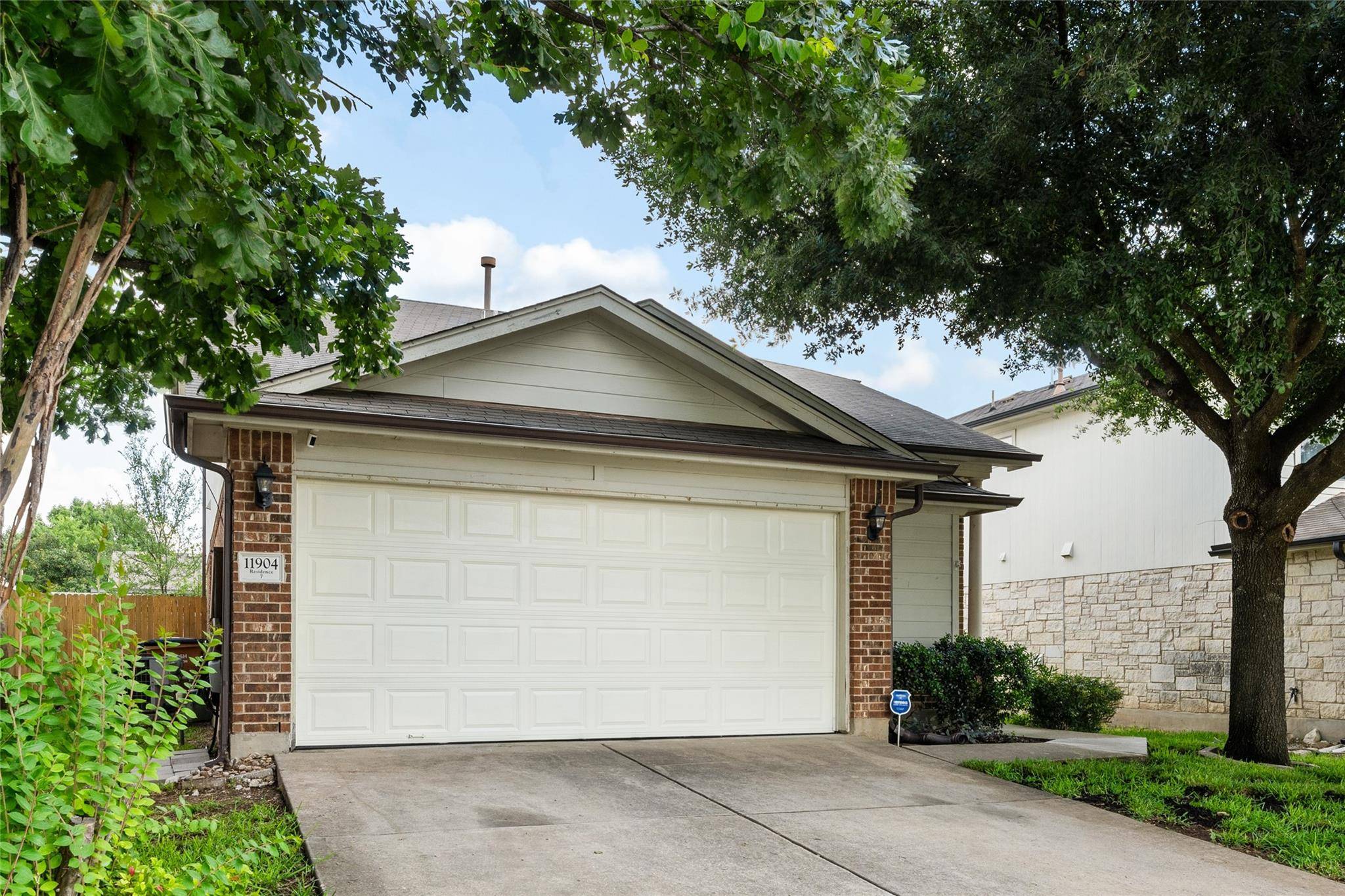 11904 Johnny Weismuller LN #7, Austin, TX 78748