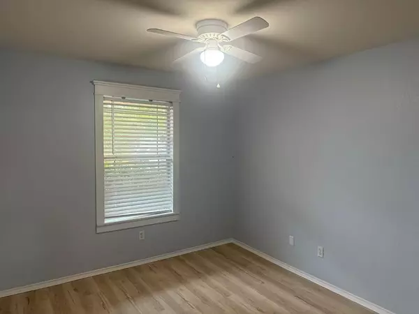 Leander, TX 78641,207 Mesa DR