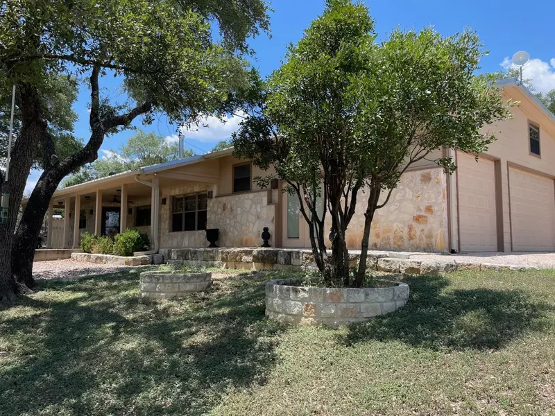 118 South CV, Spicewood, TX 78669