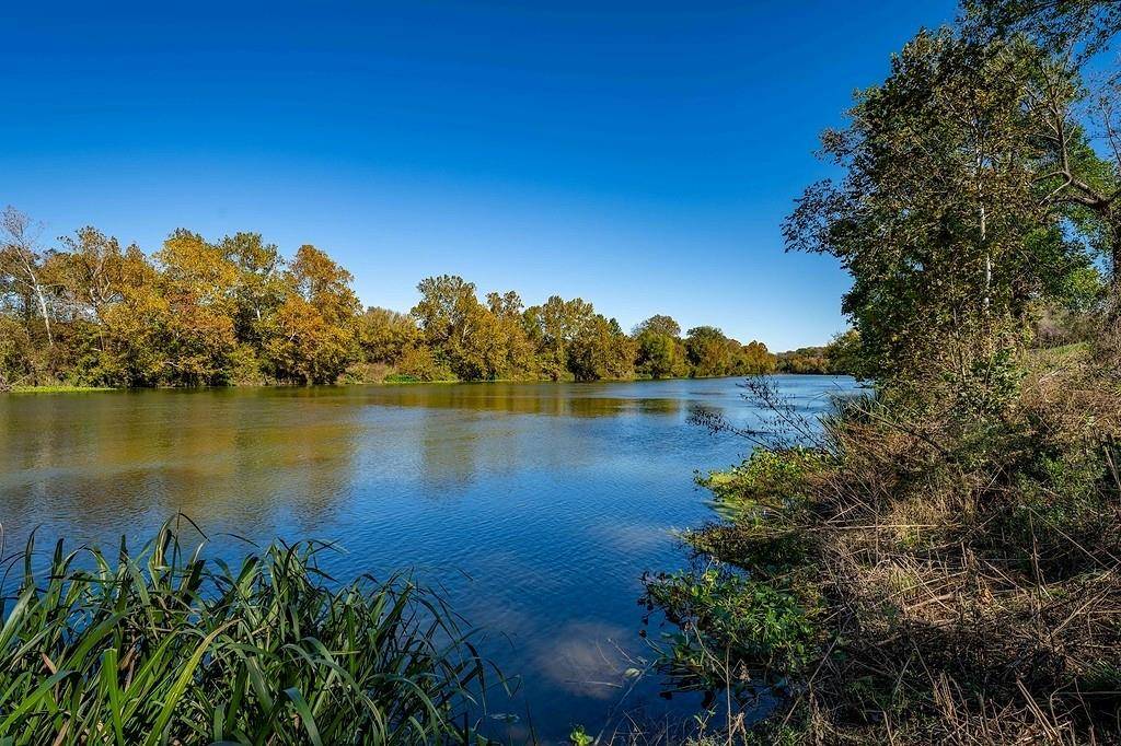 Lot 4 Fayette Shores Cove, West Point, TX 78963