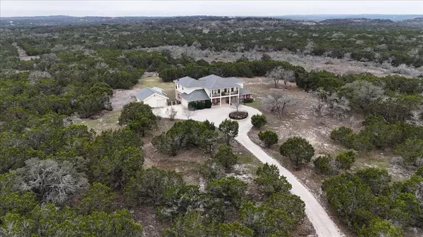 130 Cave Springs RD, Wimberley, TX 78676