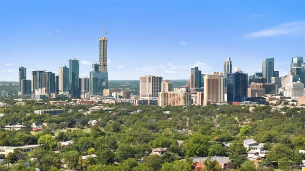 Austin, TX 78702,2104 E M L King Jr BLVD