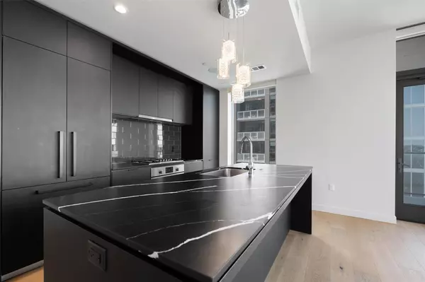 Austin, TX 78701,44 East Ave #2307