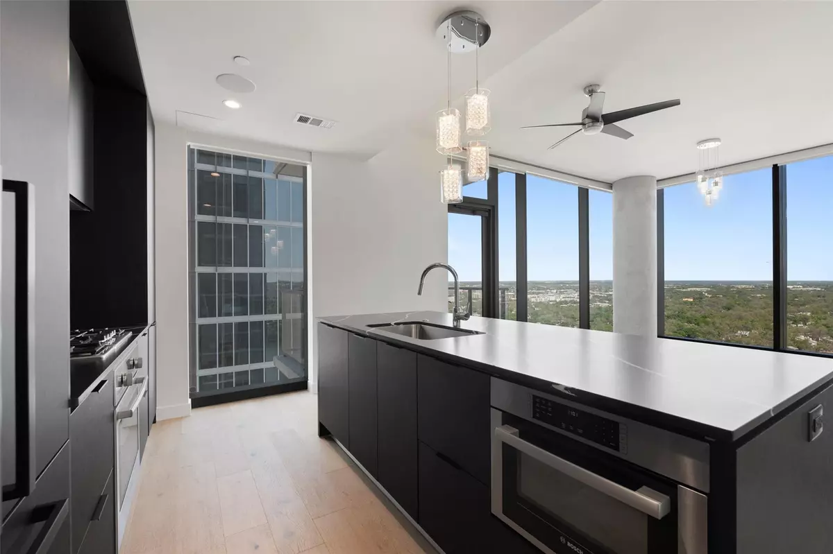 Austin, TX 78701,44 East Ave #2307
