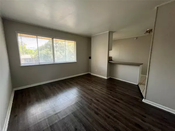 Austin, TX 78705,3304 Red River ST #201