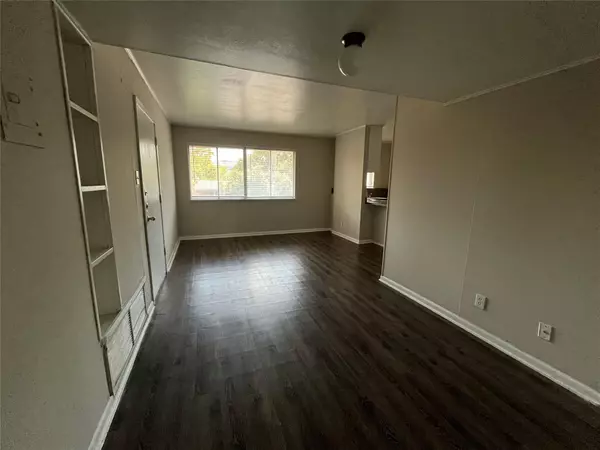 Austin, TX 78705,3304 Red River ST #201