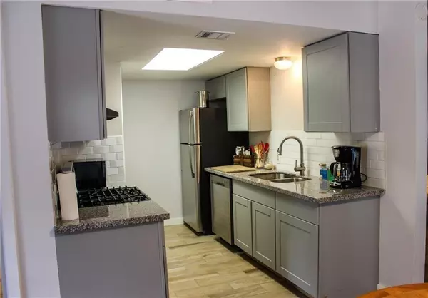Austin, TX 78744,3106 Catalina DR #B