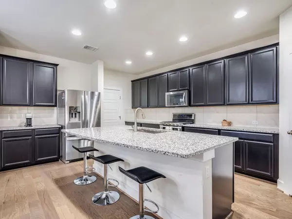 Austin, TX 78745,7408 Merrick LN #42