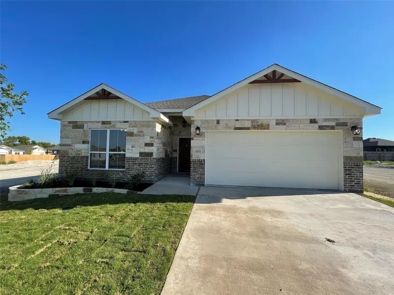 1422 Curlew LN, Temple, TX 76502