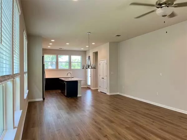 Dripping Springs, TX 78620,320 Creek RD #103