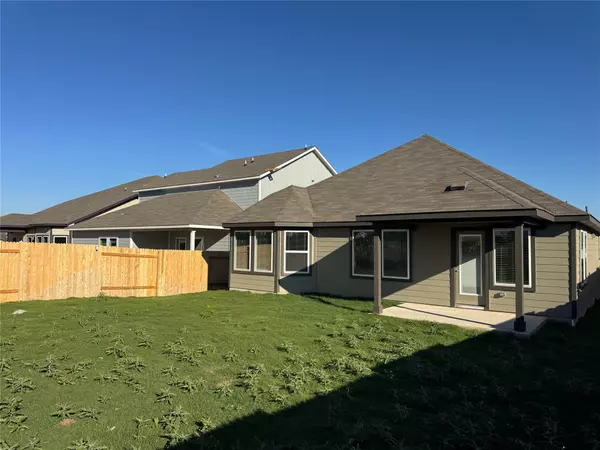 Cedar Creek, TX 78612,196 Coopers Hawk CRST