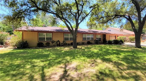 Rockdale, TX 76567,403 San Jacinto DR